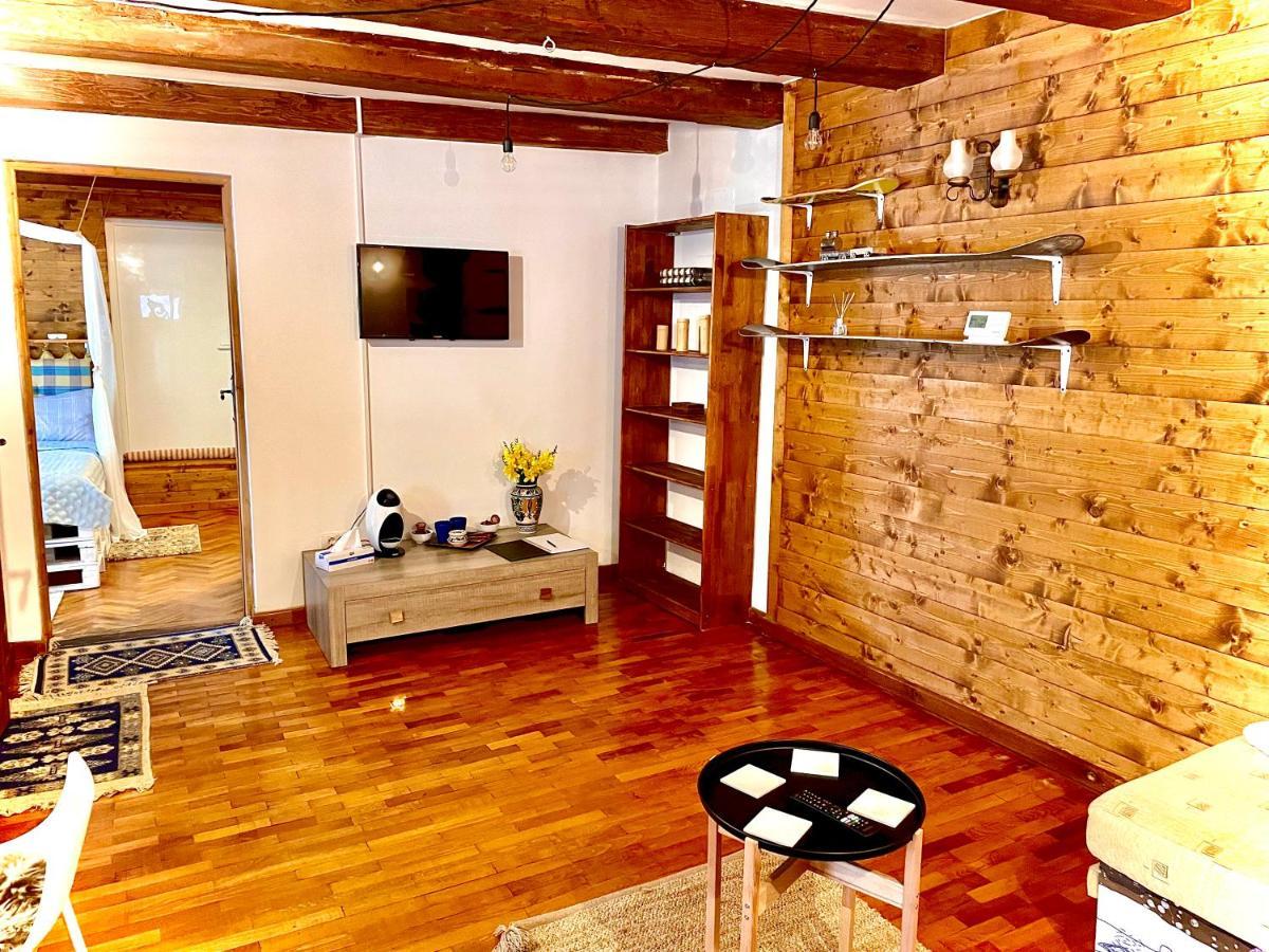 Ferienwohnung Apartament Rustic In Centrul Istoric Brașov Exterior foto